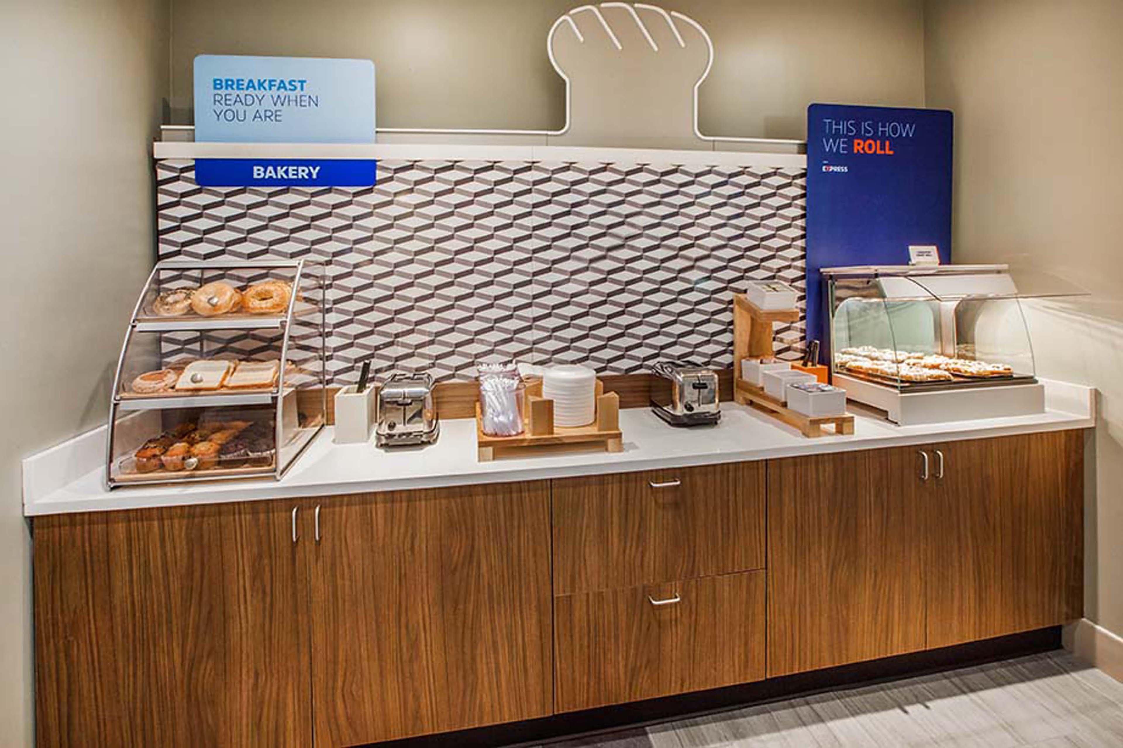 Holiday Inn Express Corydon By Ihg Eksteriør billede
